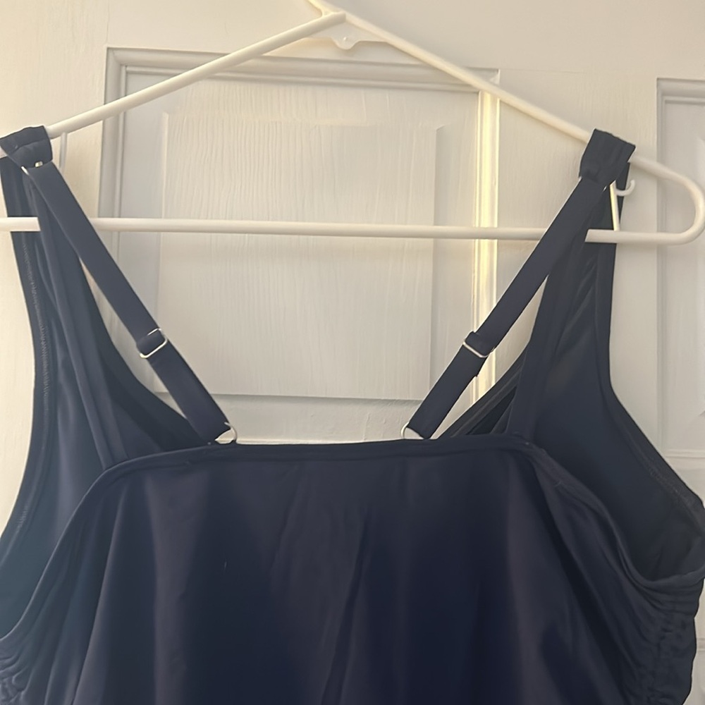 Lands End Tankini Top - Picture 3 of 4